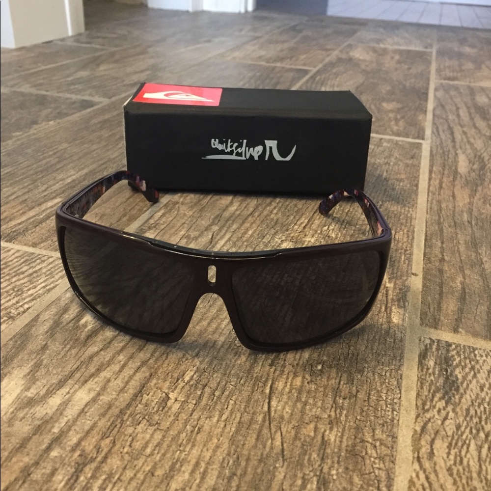 Purple Quiksilver Sun Glasses